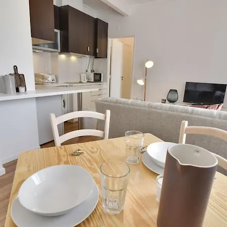 Well-design 1 Bedroom In Encarnacao *