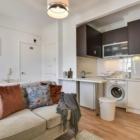 Well-design 1 Bedroom In Encarnacao * Лиссабон