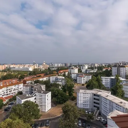 Well-design 1 Bedroom In Encarnacao *